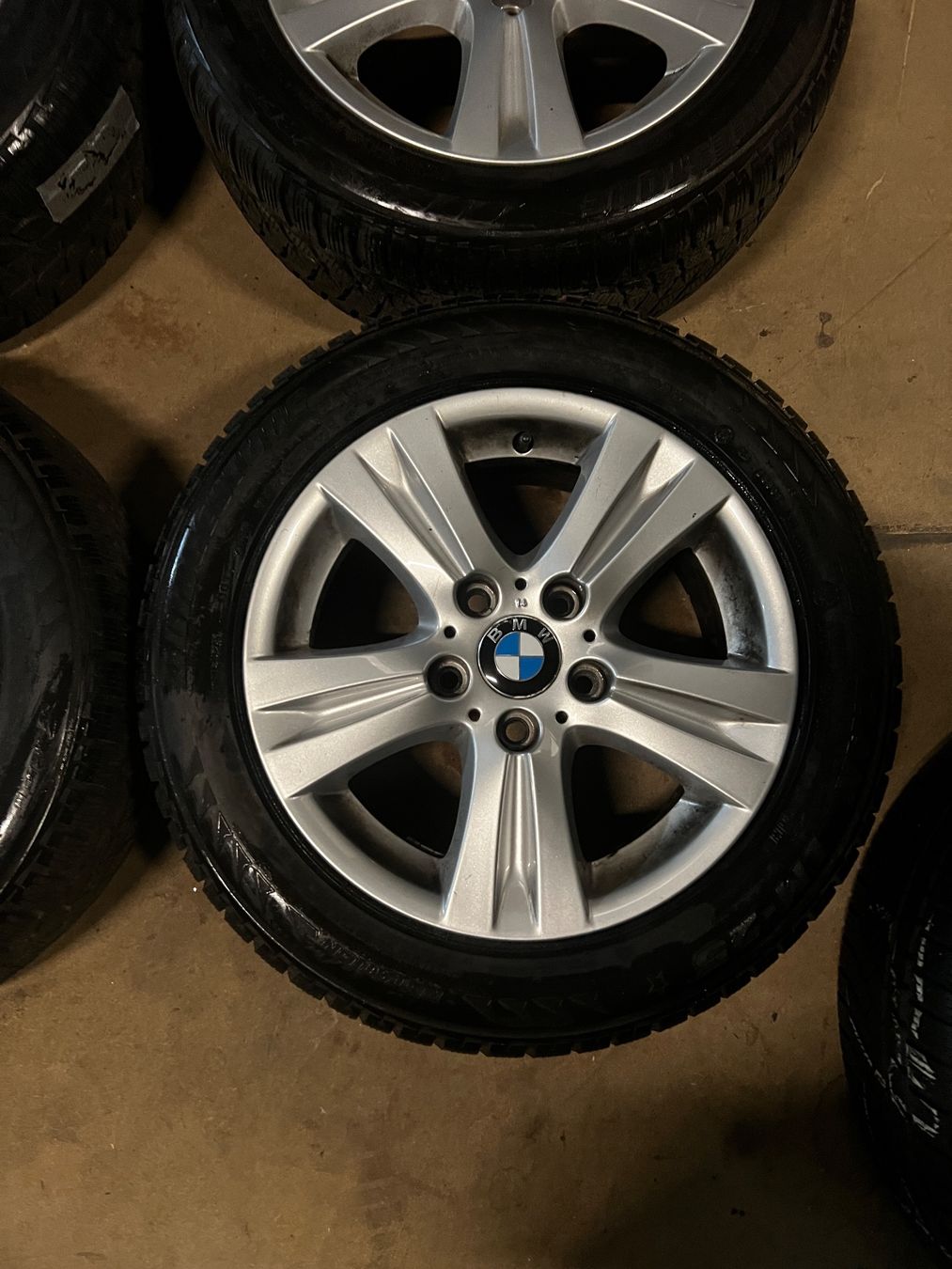 BMW Pneus & Kompletträder: BMW 1er E81 E82 E87 E88 Original Winterräder 7x16 ET44 – Gebraucht aus Full-Reuenthal von MB.52 2