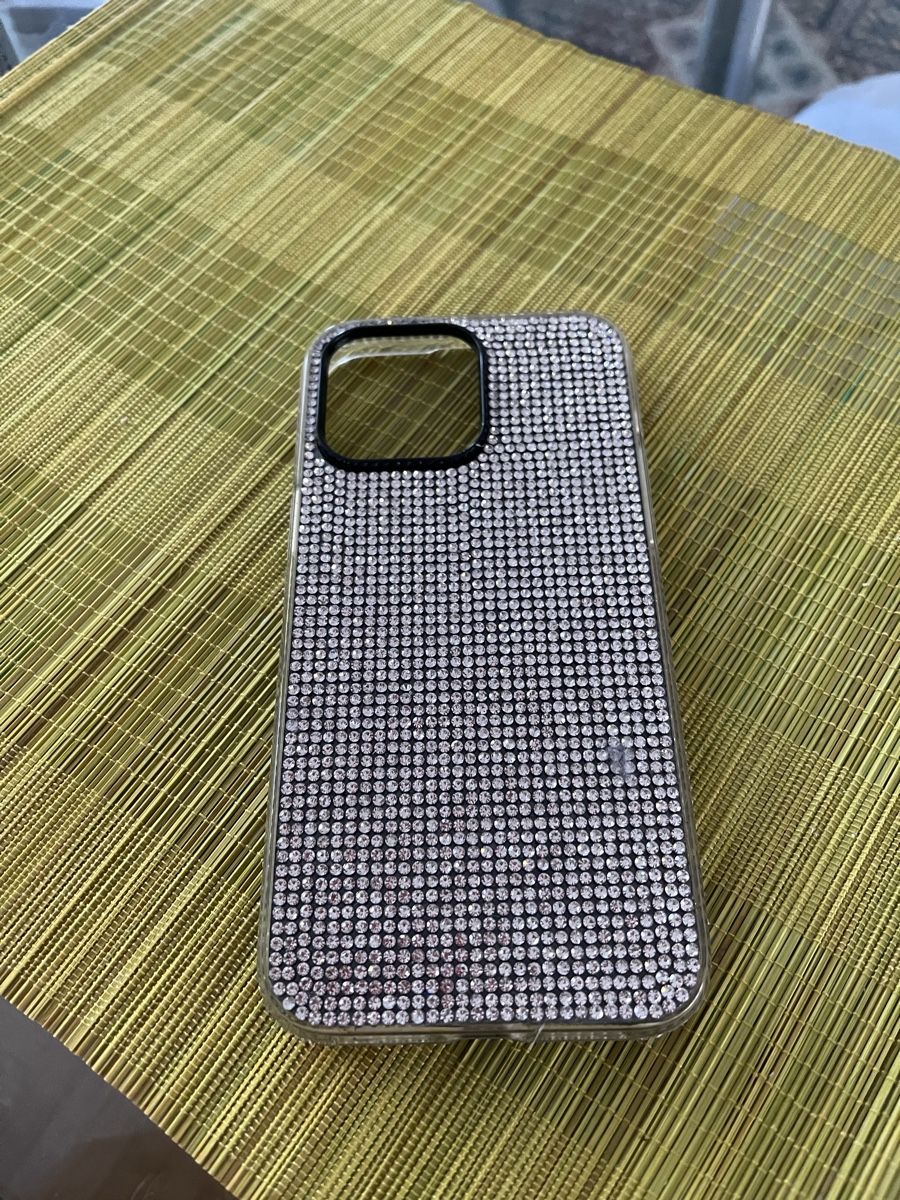 Covers & Schutzfolien: iPhone 13 Pro Max Hülle Strass transparent neu – Gebraucht aus Luzern von M.Ai