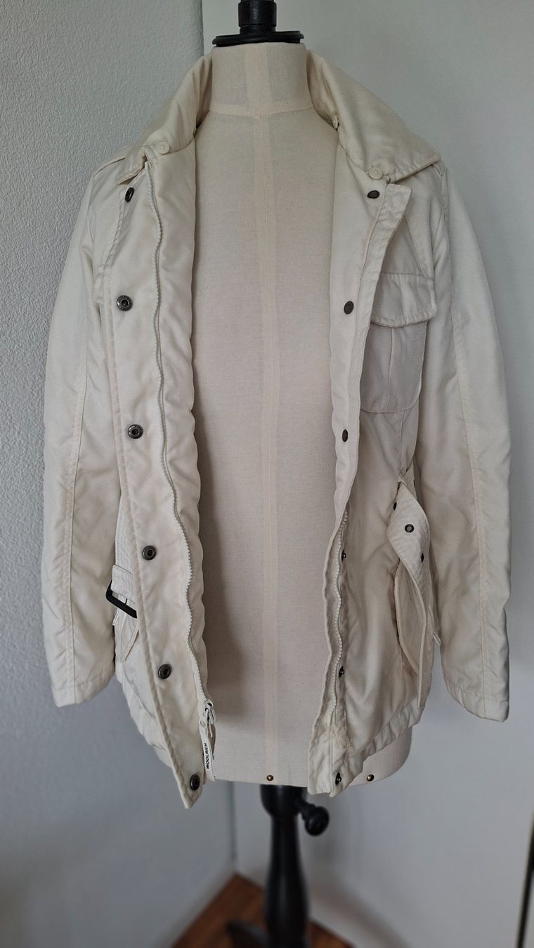 Woolrich Giacche: Uebergangsjacke Woolrich Gr.M Beige – Usato da Gattikon venduto da jeansgli 2