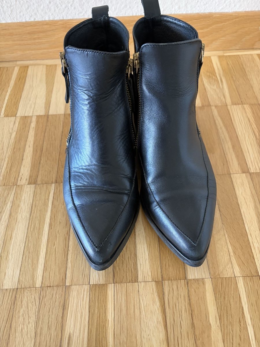 Chaussures femmes: Stiefeletten 36 – D'occasion à Muri b. Bern par waterlily2016