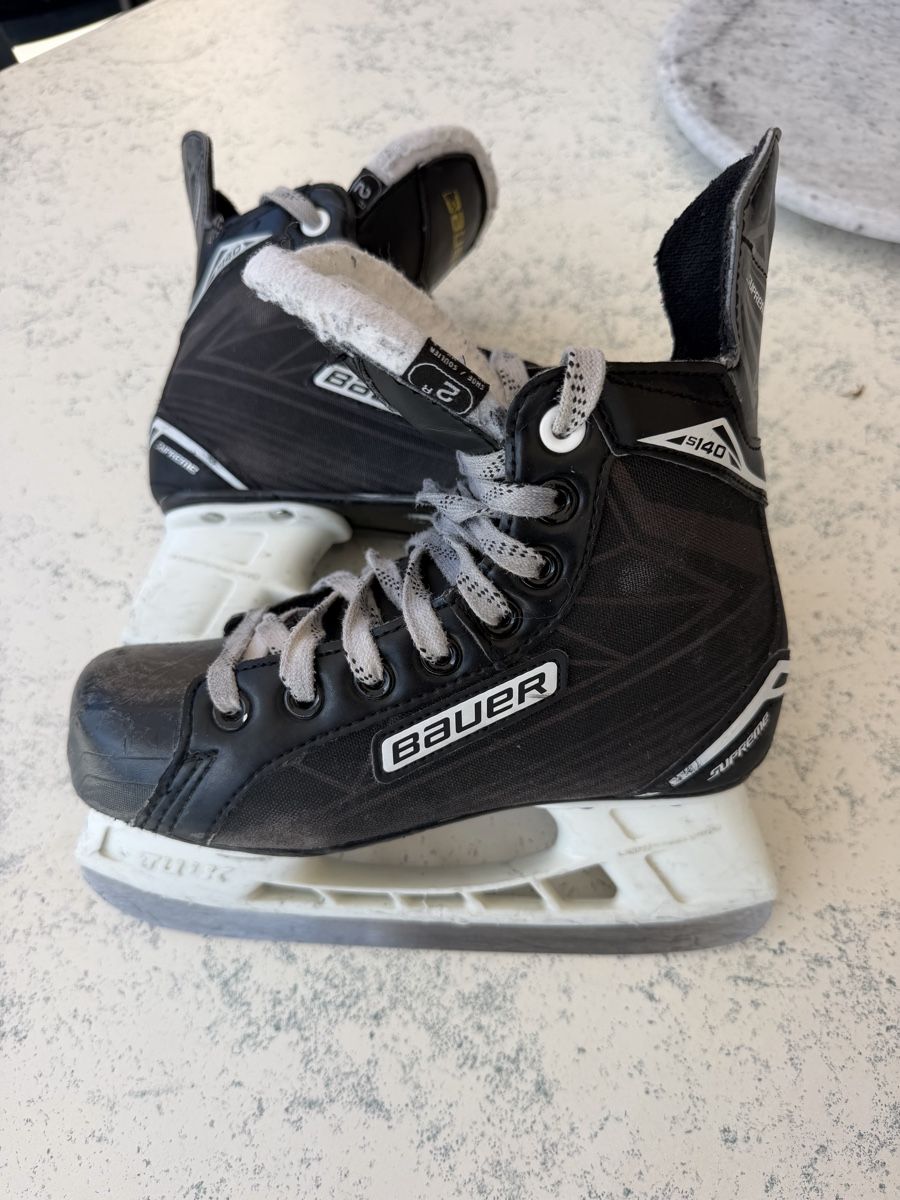 Bauer Pattini da ghiaccio: Bauer Schlittschuhe, Grösse 35 – Usato da Bülach venduto da VP7773