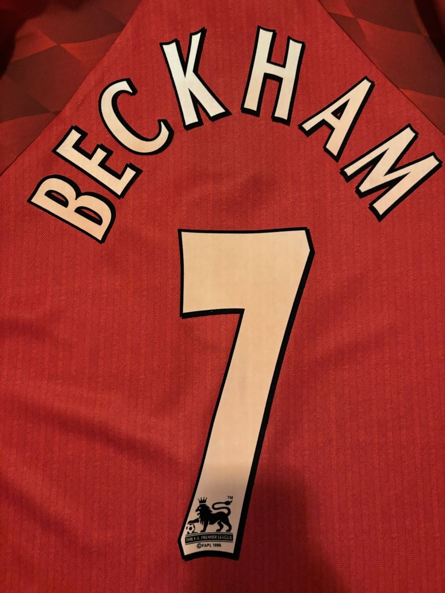 Umbro Canottiere & Pantaloni: Manchester United Trikot Beckham – Usato da Zürich venduto da ChampShirts 2