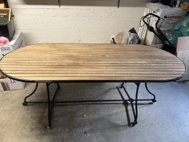 Tisch Fontenay Teak oval von Garpa