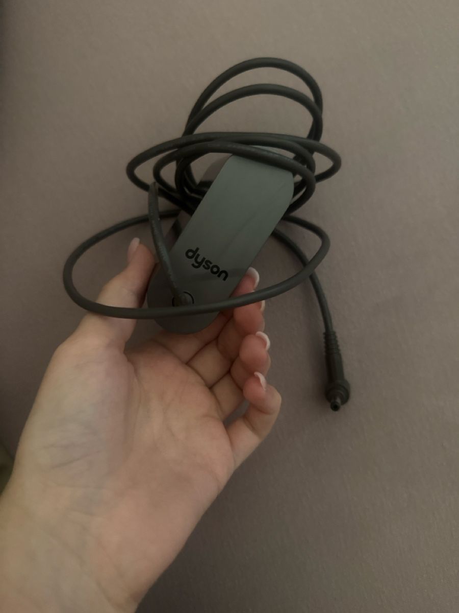 Dyson Kabel: Dyson ladekabel – Gebraucht aus Lengnau BE von mat_mw9v