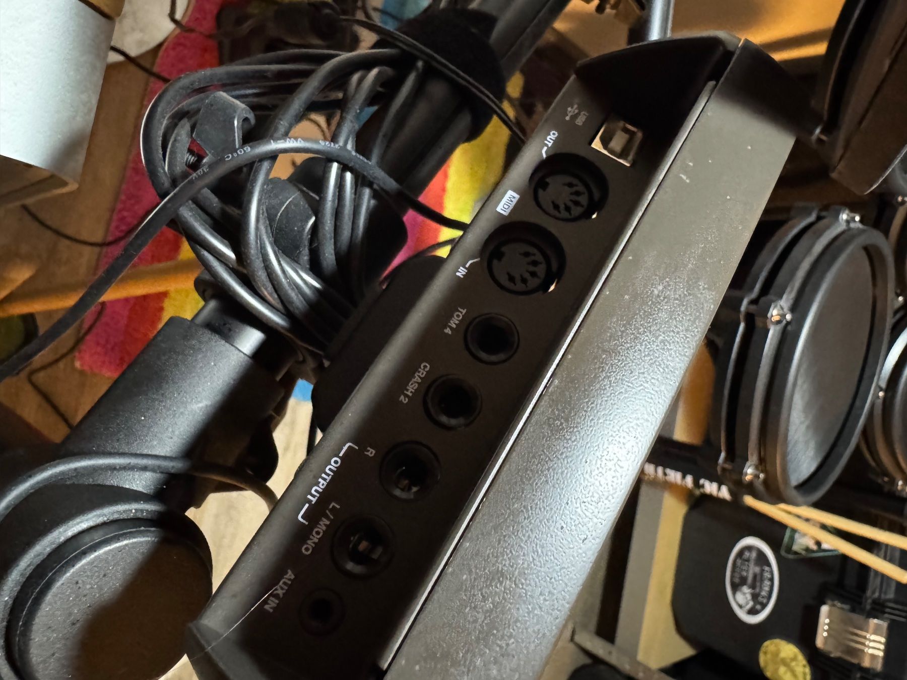 Alesis Strumenti musicali: Alesis Nitro Mesh E-Drums Set - Mit Zubehör – Usato da Burgdorf venduto da Caradhras 4