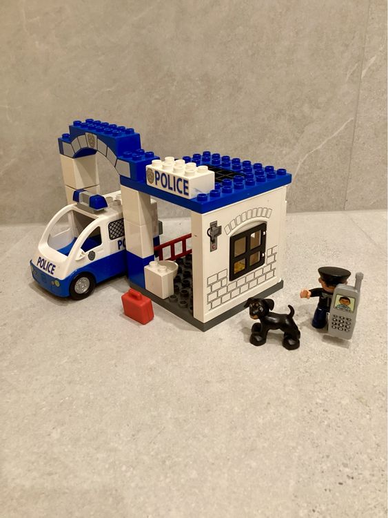 Duplo 5602 Polizeistation 4979 Krankenauto 5679 Polizeitöff Kaufen