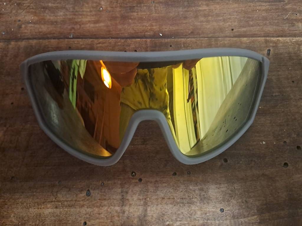 Occhiali & Lenti: Sonnenbrille lunettes de soleil – Usato da Vessy venduto da grandfontaine