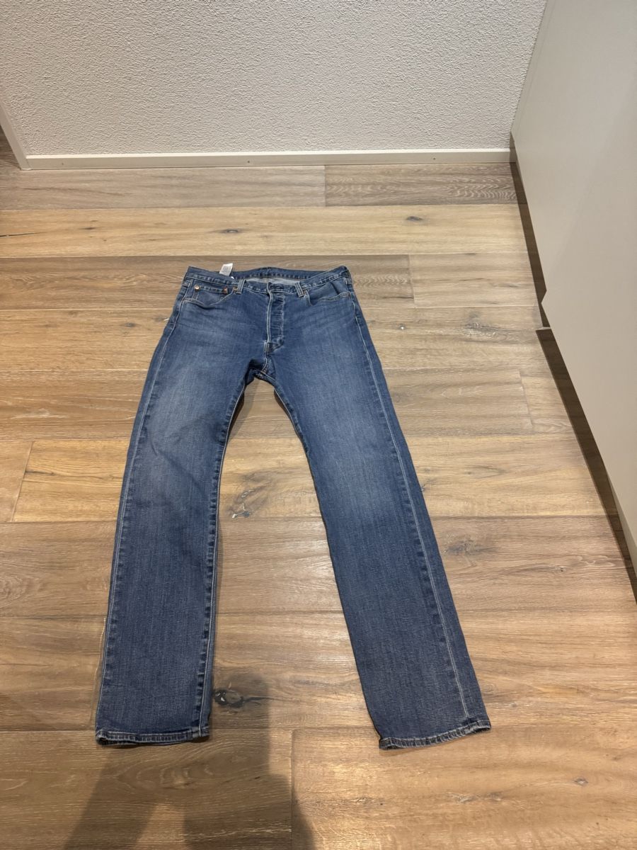 Levi's Jeans: Levis Jeans 501 – D'occasion à Winterthur par Baggio2