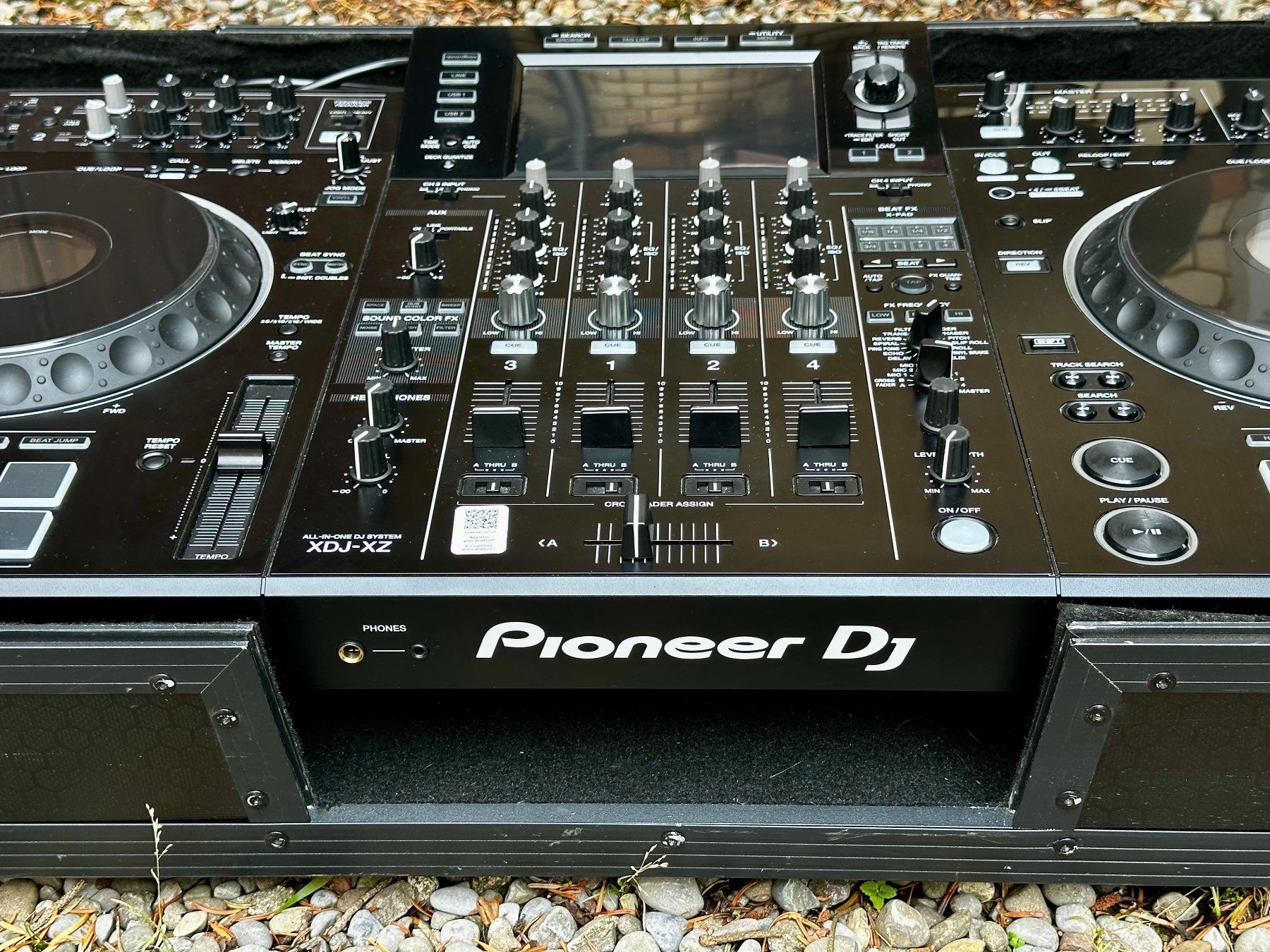 Pioneer Console di mixaggio: Pioneer XDJ-XZ mit Hardcase – Usato da Affoltern am Albis venduto da GerSu123 4
