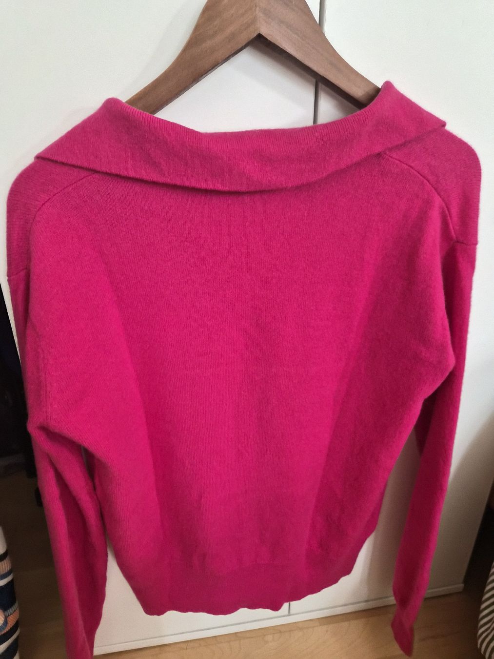 Maglioni & Felpe: cashmere sweater pink – Usato da Pully venduto da belleisa01 1