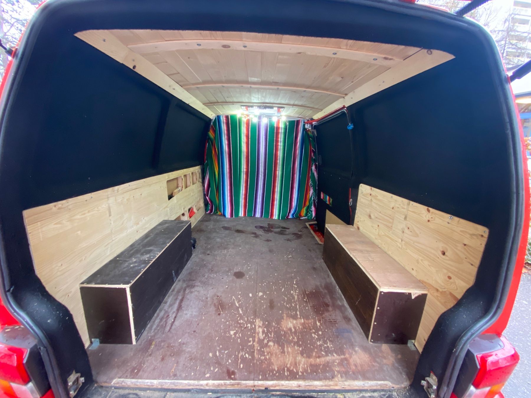 VW Veicoli da campeggio: VW T4 Camper Transporter Alltagsauto – Usato da Basel venduto da mreberg 2