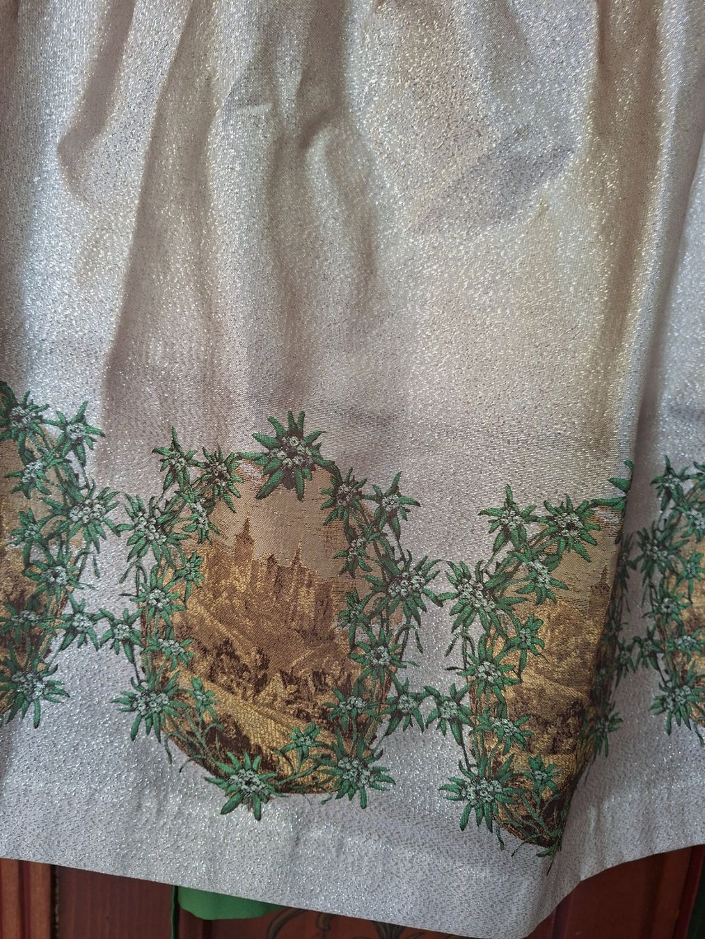 Kleider: Dirndl – Gebraucht aus Malters von pat_p26z 5