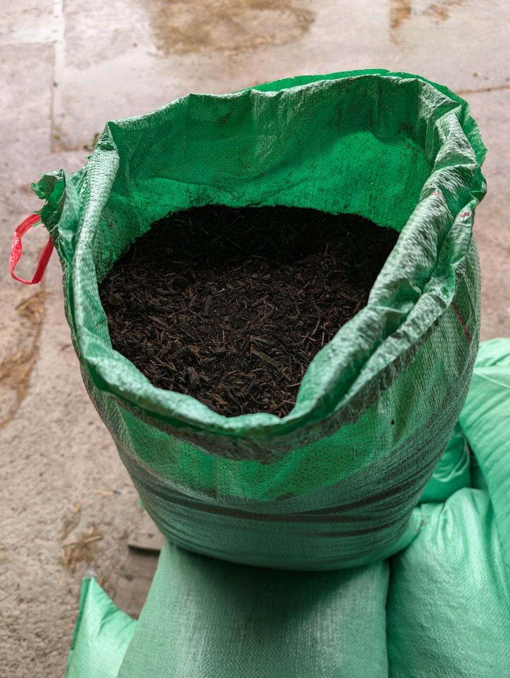 Alle Werkzeuge: Gartenerde/Kompost – Gebraucht aus Hirschthal von Lehm01