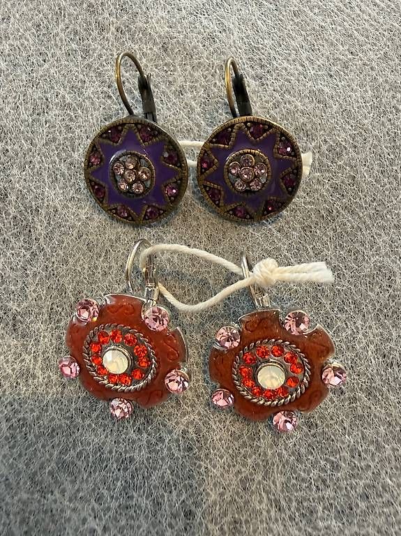 Altri gioielli: Lot de bijoux à 2.-/pc – Nuovo e nell'imballaggio originale da Goumoens-la-Ville venduto da SandieF 2