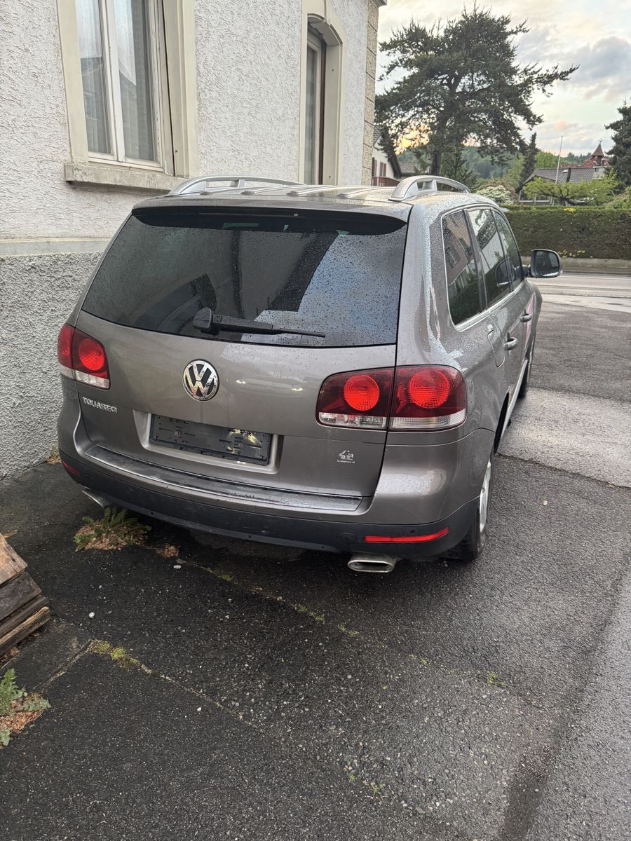 VW Automobili: VW Touareg 3.0 Tdi – Usato da Turbenthal venduto da ardi.x 2