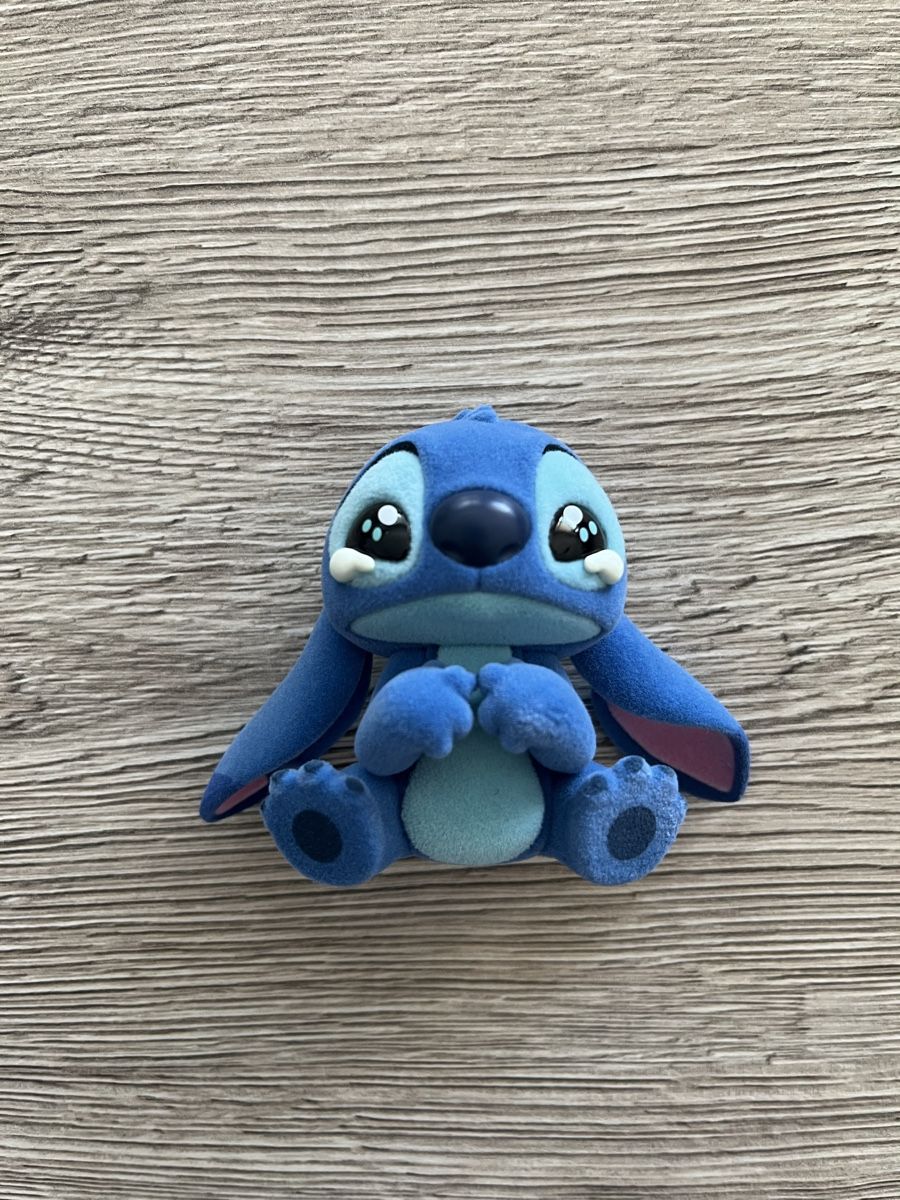 Disney Statuette: Disney Stitch POP MART Little Emotions – Nuovo (secondo la descrizione) da Kerzers venduto da StellasStar