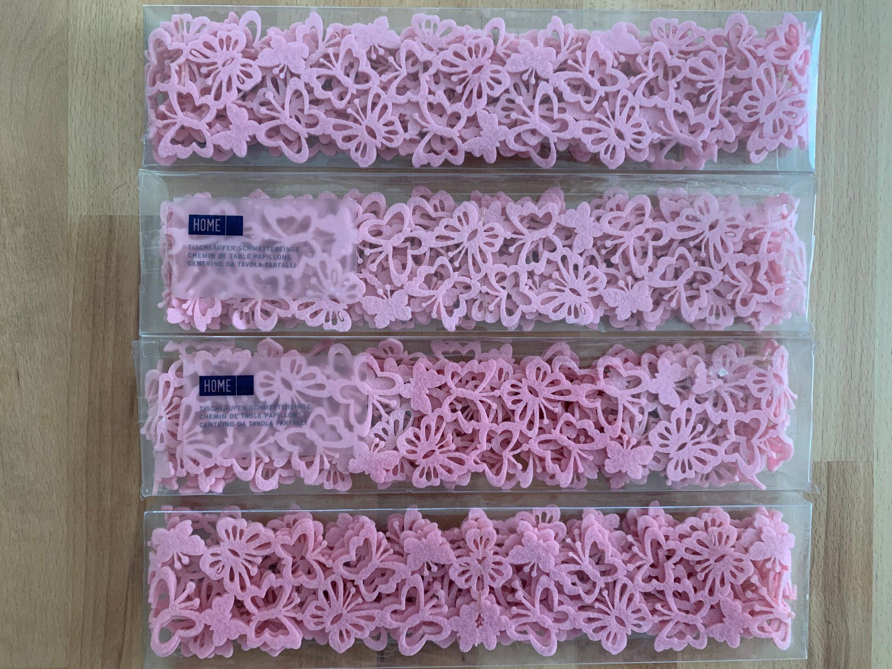 Alle Dekorationen: Tischläufer/ Bordüre/ Schmetterlinge – Neu und originalverpackt aus Wetzikon ZH von EvisStore
