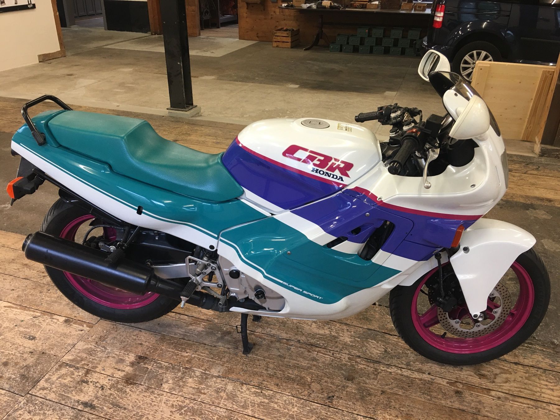 Honda Strada: Honda CBR 600F, 1992,Veteran geprüft – Usato da Andelfingen venduto da werkstatt01 1