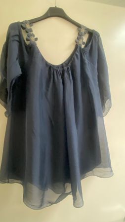 Bluse Schulter frei neu