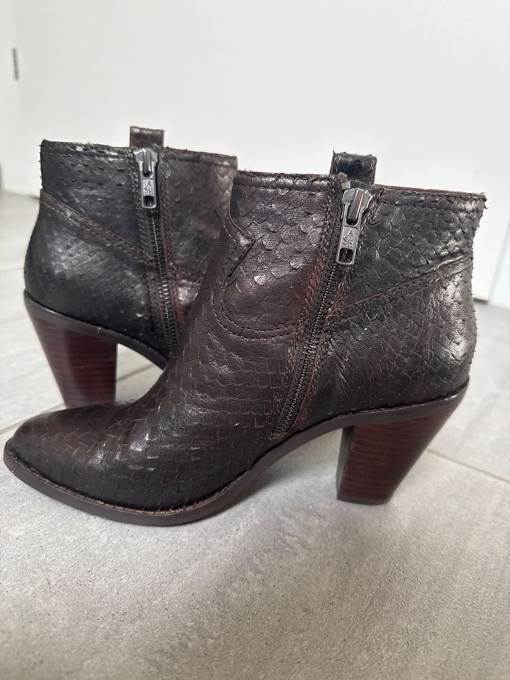 Ash Scarpe da donna: ASH Stiefeletten mit Schlangenmuster Prägung – Usato da Buchs ZH venduto da KittyInStyle 3
