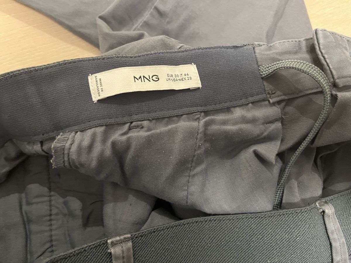 Mango Pantaloni: Chinohose dunkelgrau Mango 38 – Nuovo (secondo la descrizione) da Birrwil venduto da vanyboo 3