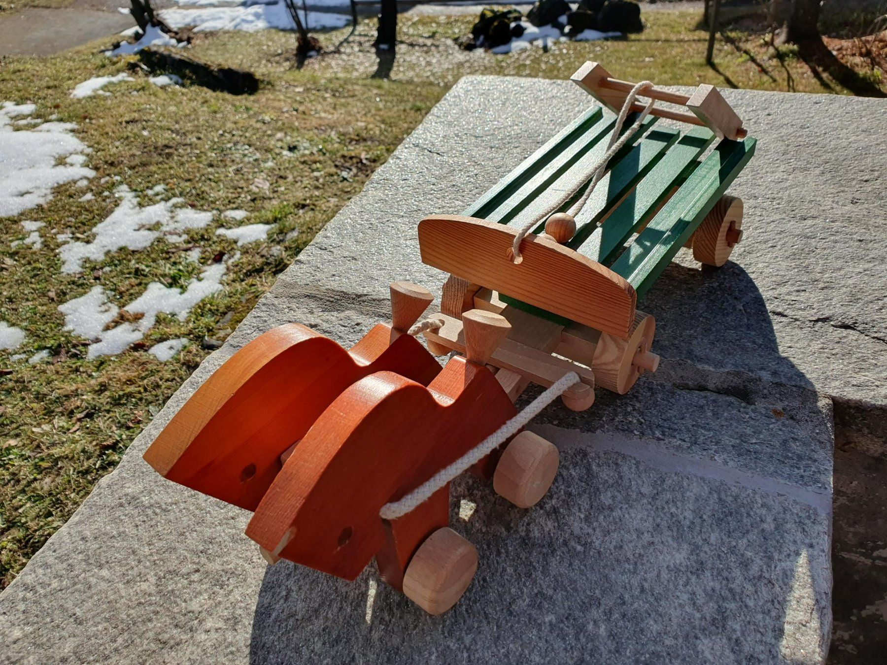 Jouets: Holz Rösslein mit Wägelchen – Neuf (Voir description) à Widen par dem_tdb9 4