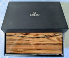 Uhrenbox in Holzoptik