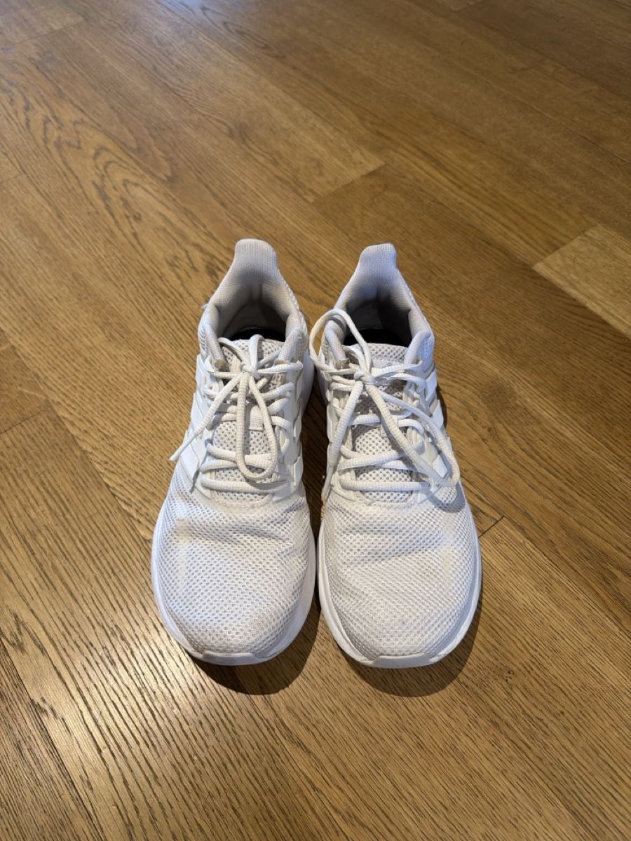 Adidas Damenschuhe: Adidas sneakers 38 – Gebraucht aus Hausen AG von nik_9sg2 4