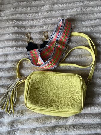 Crossbody Tasche mit Wechselgurt