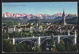 Bern, Teilansicht und die Alpen vom Sch