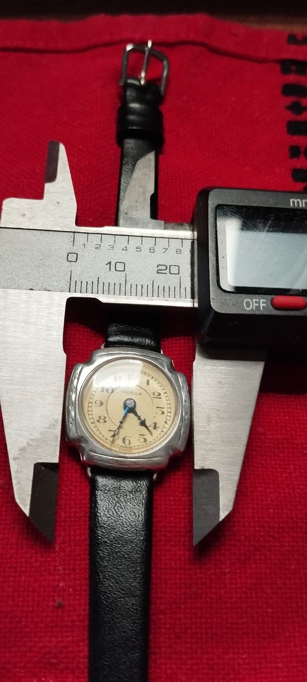 Orologi: montre en argent ancienne – Usato da La Chaux-de-Fonds venduto da jac_9llg 9