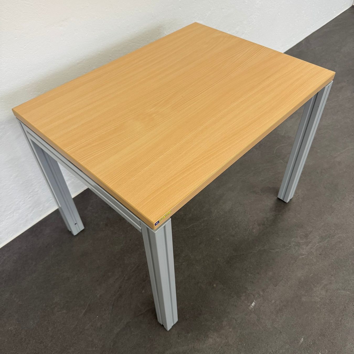 Haworth Scrivanie: HAWORTH Tutti Light Lounge-Tisch – Usato da Schönenwerd venduto da mcofficeshop 1
