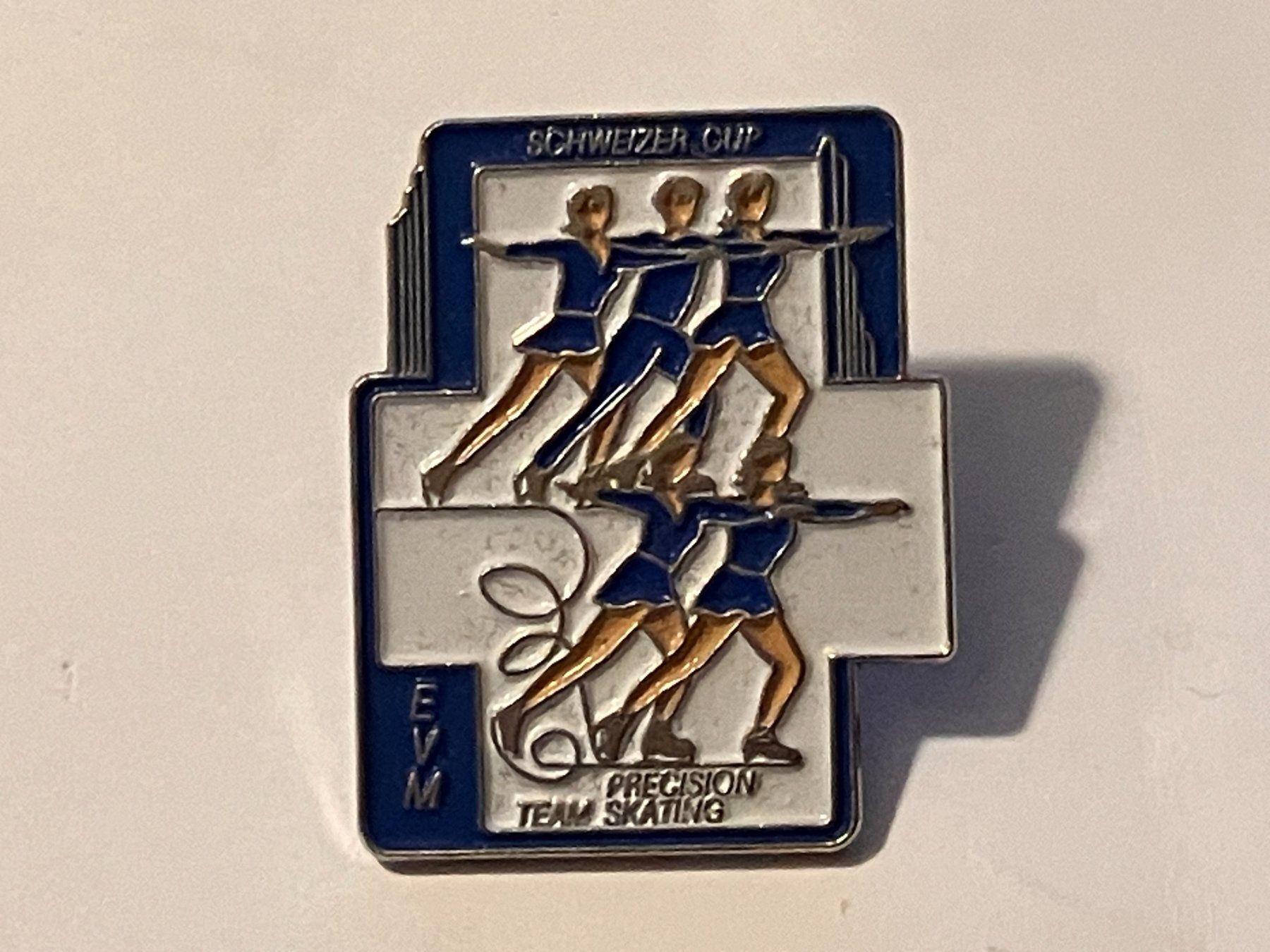 Placchette & Badge: 1 Pin EVM Precision Team Skating Schweizer Cup – Usato da Basel venduto da djwwpp