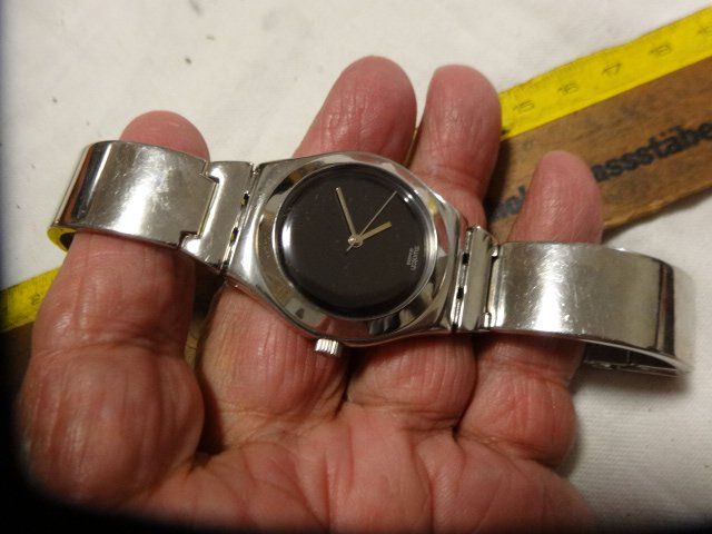 Swatch Montres: S-WATCH HERREN UHR,QUARTZ.SWISS MADE.LÄÜFT – D'occasion à zürich par ahmad01 8