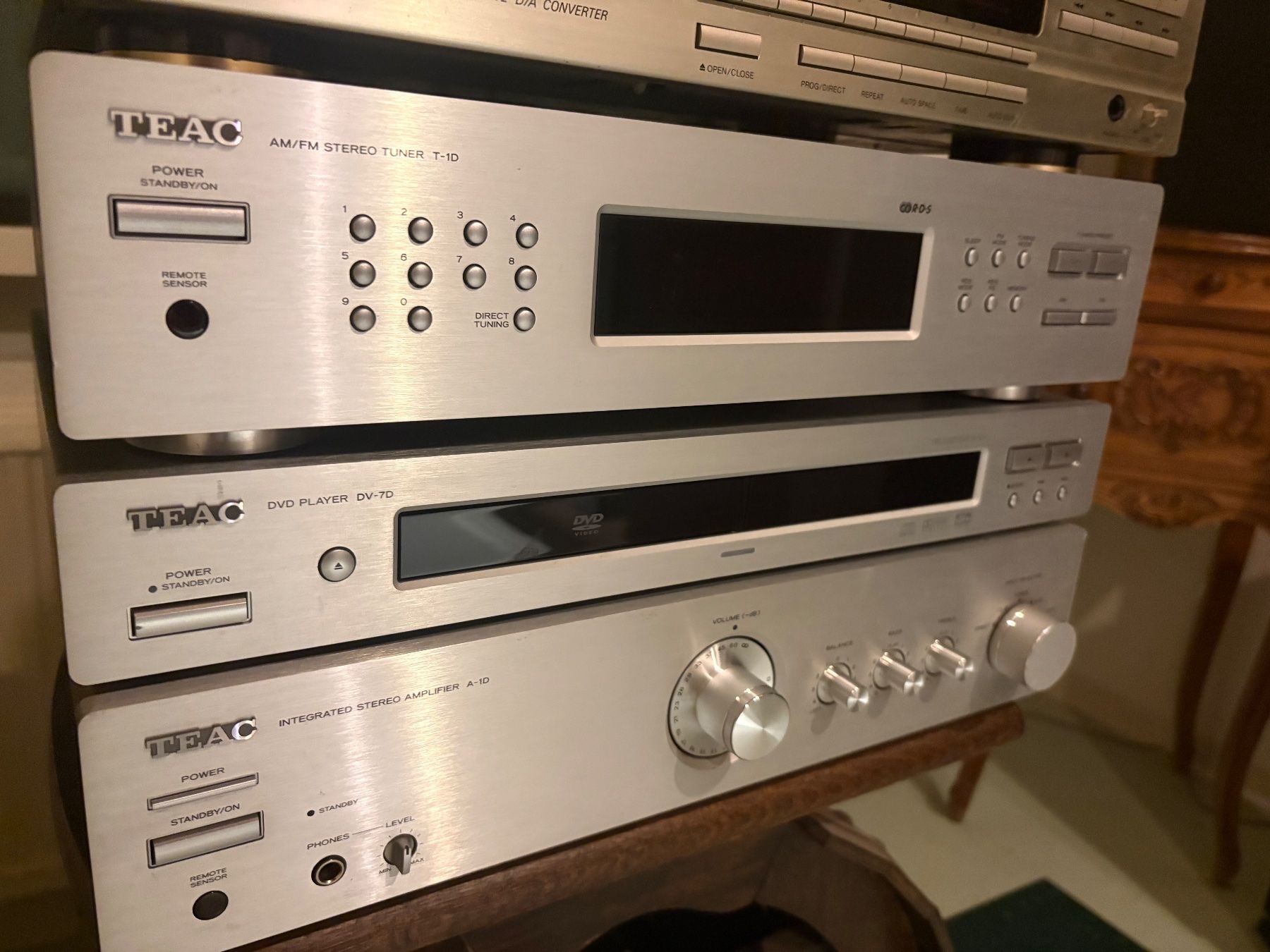 Teac Amplificatori: Teac A-1D Verstärker – Usato da Dinhard venduto da Zappulla