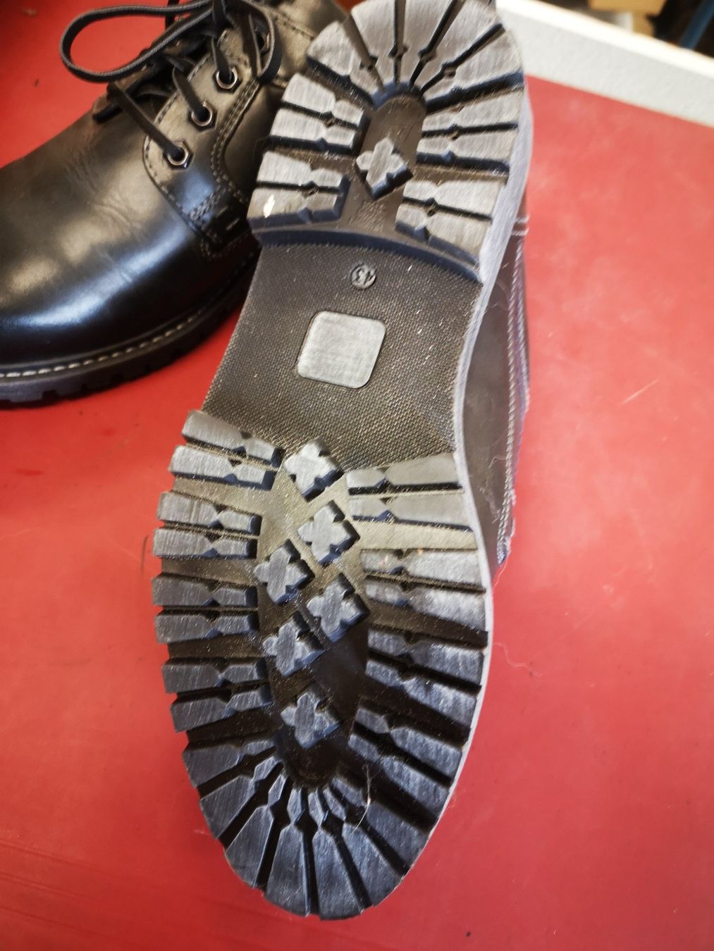 Herrenschuhe: Fretzmen – Neu und originalverpackt aus Möhlin von Highwaytom 1