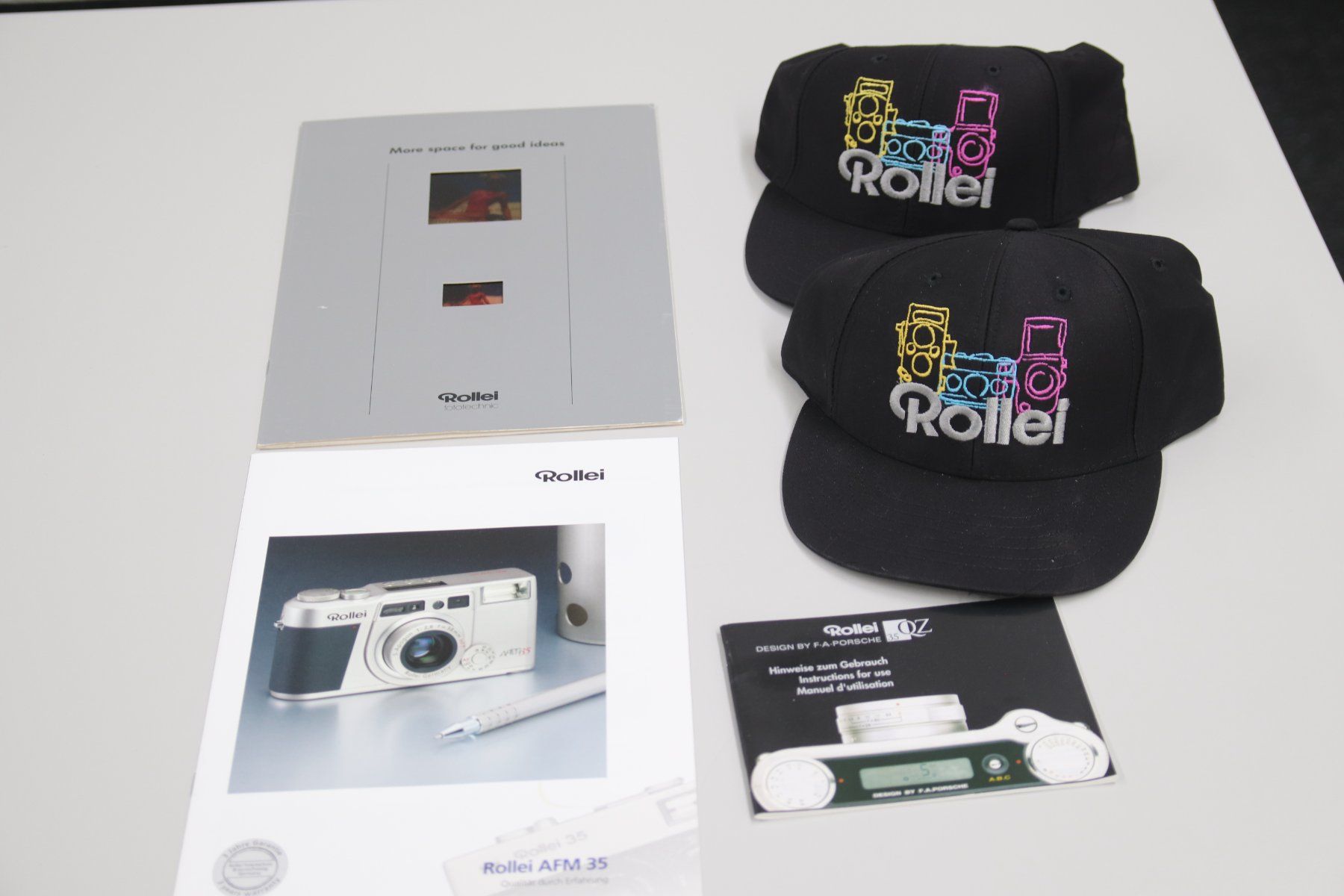 Rollei Documenti: Rollei Prospekte, Anleitung und Cap – Usato da Zofingen venduto da OWYSSAG