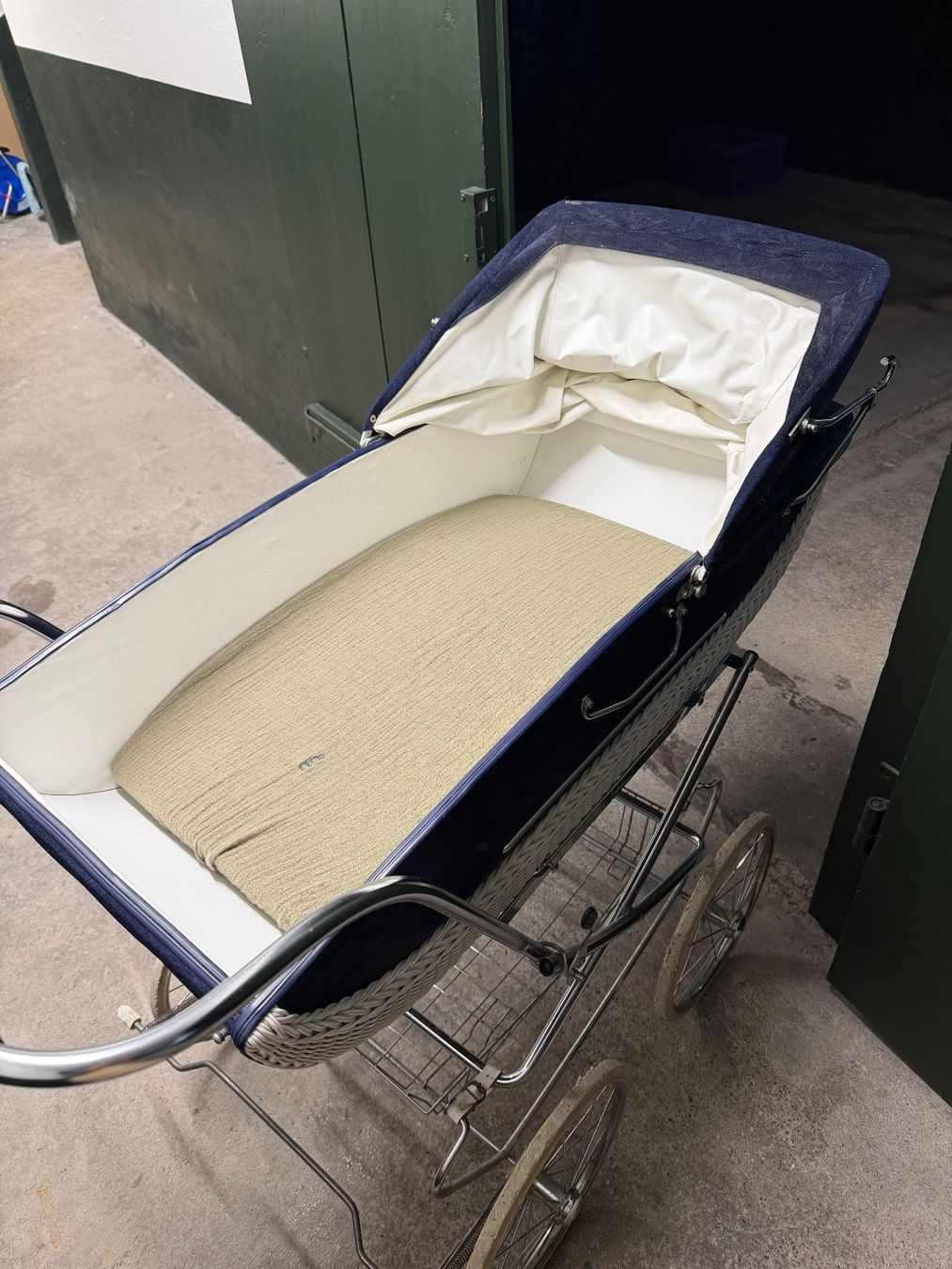 Carrozzine: Wunderschöner Vintage Kinderwagen – Usato da Teufen AR venduto da sarahbue 2