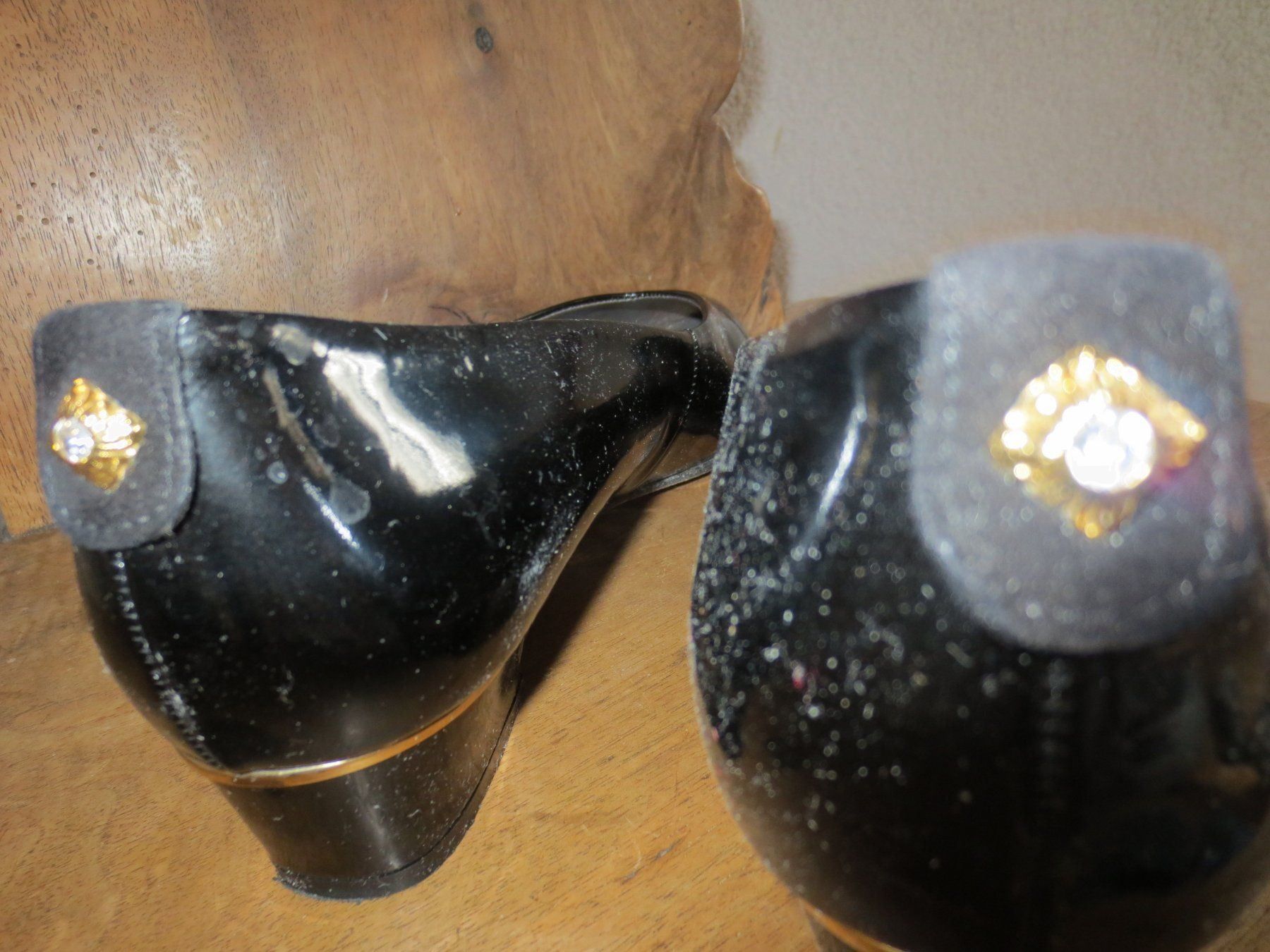 Damenschuhe: Lack Damen Pumps Gr. 38 K & S – Gebraucht aus Männedorf von Livingston 3