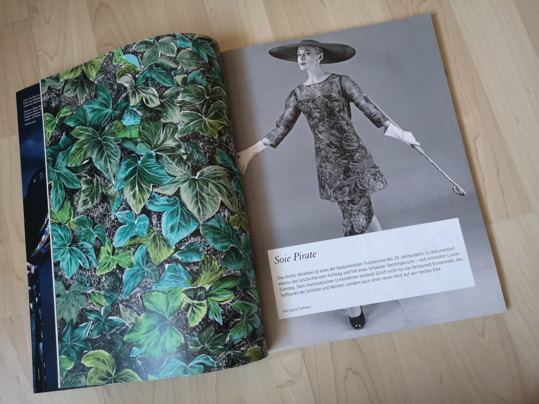 Libri: Stoffe von Welt-Wenn Tradition wieder Mode wird – Usato da Sargans venduto da Botanico 1