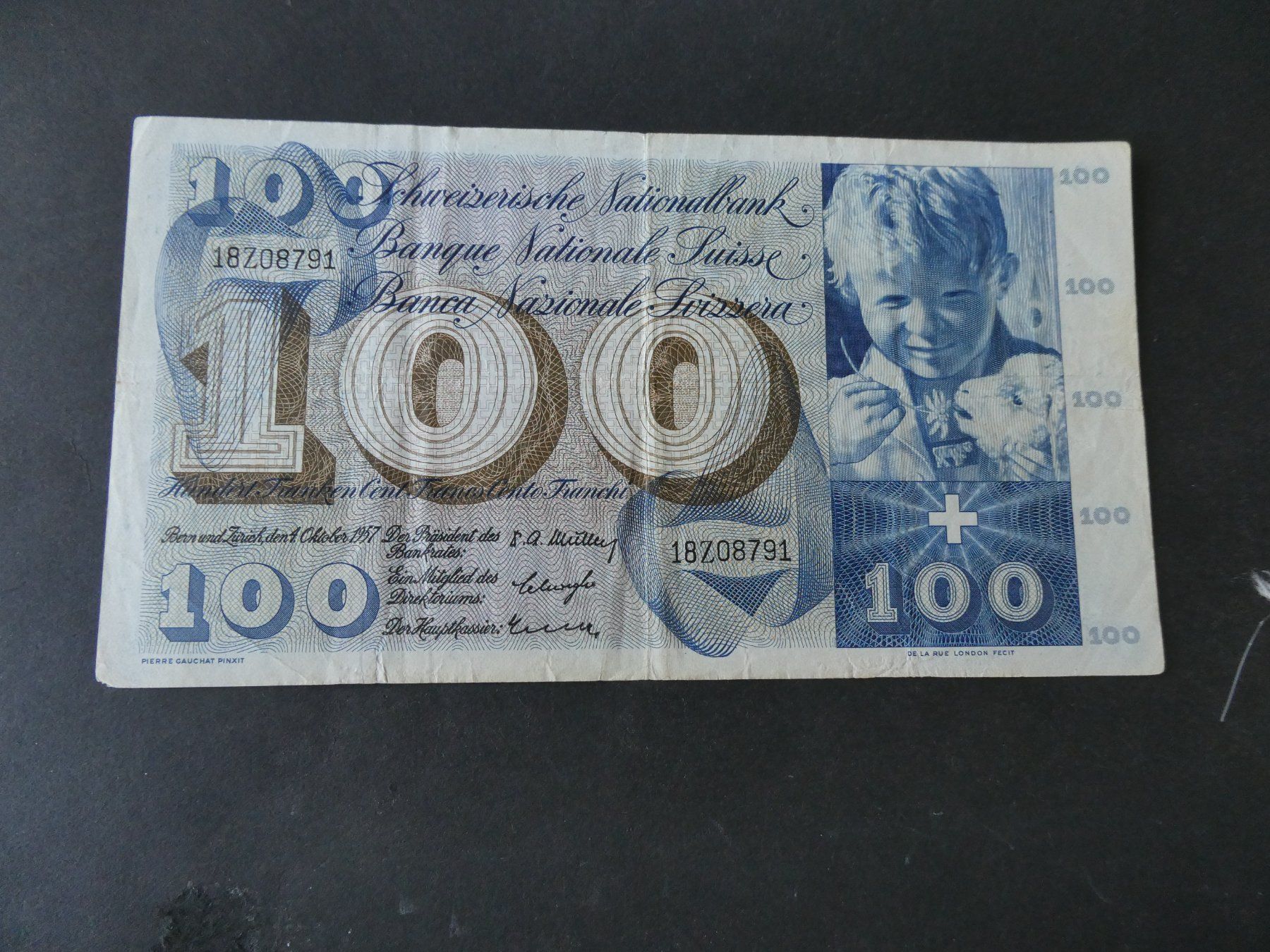 Banknoten: Schweiz 1957,  100 Franken – Gebraucht aus Hinterforst von Rohusri