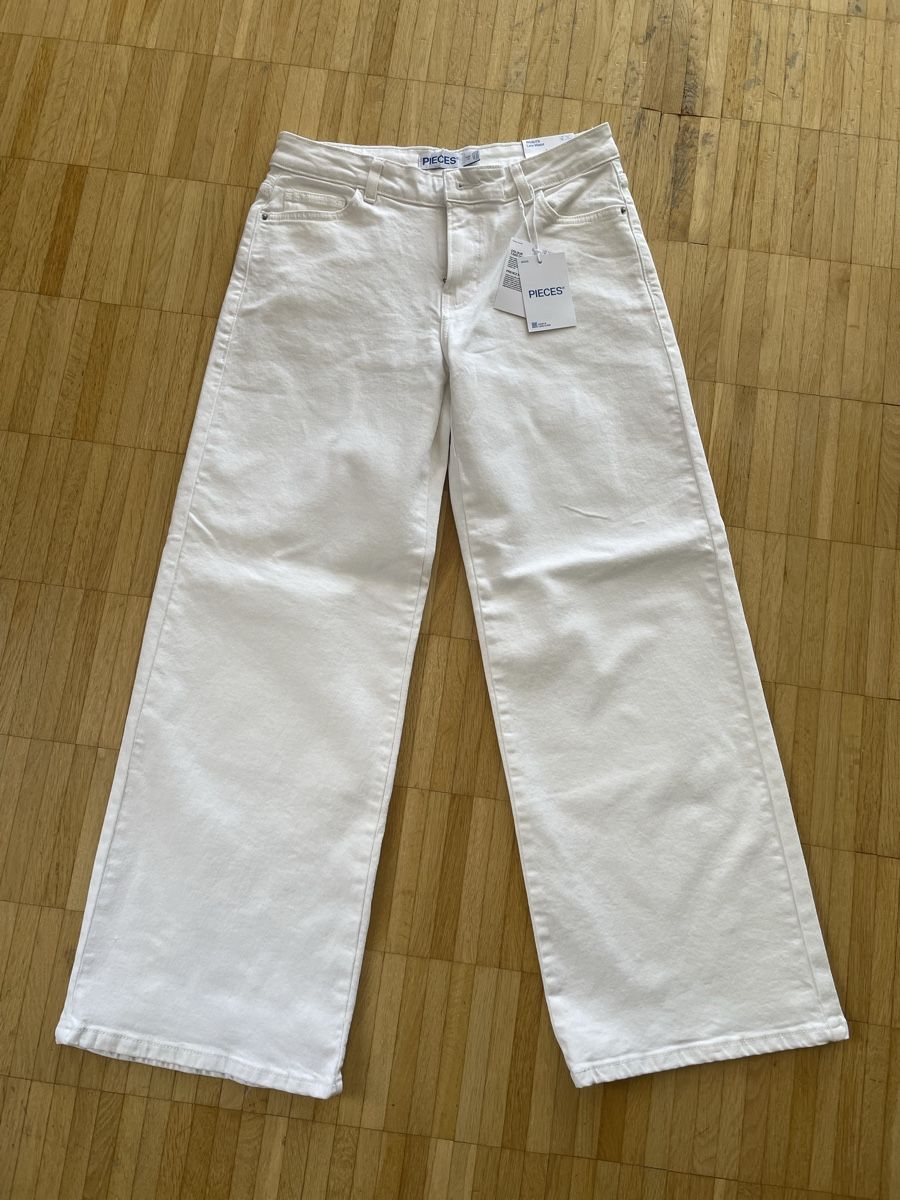 Pieces Jeans: Weisse Jeanshose – Nuovo e nell'imballaggio originale da Ebmatingen venduto da Vebisun