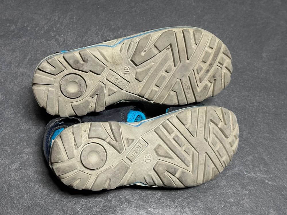 Scarpe per ragazzi: Tiger Sandalen Gr 30-31 – Usato da Thal venduto da Greentea1 2