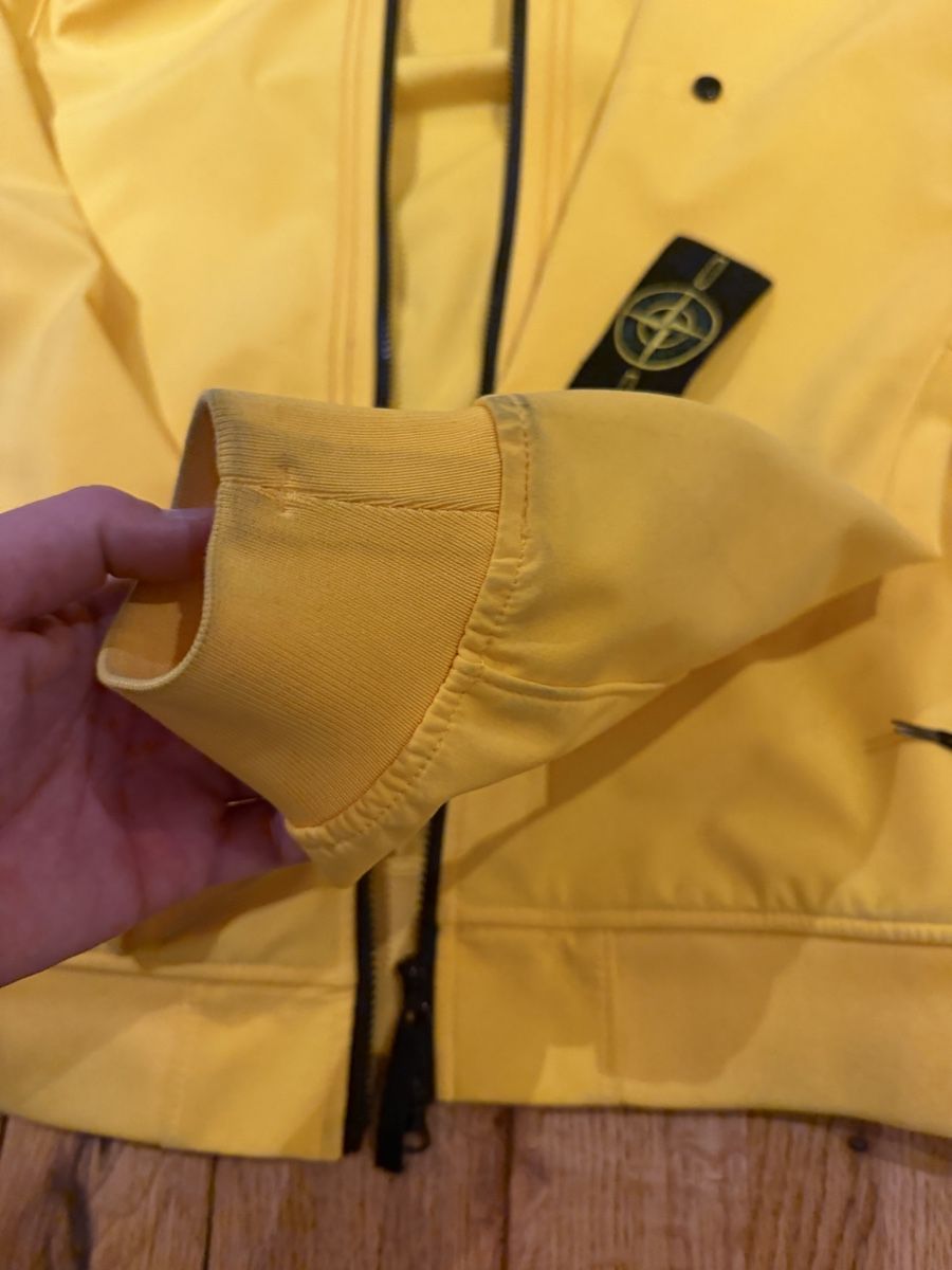 Giacche: Stone Island Light Soft Shell-R e.dye – Usato da Niederteufen venduto da Tommazzo 6