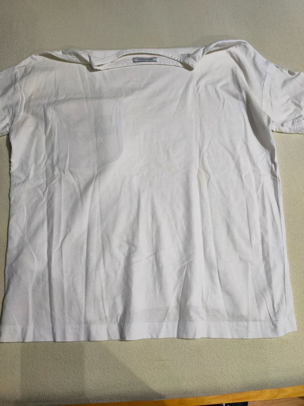 Zara T-shirt: T-Shirt von Zara Weiss – Usato da Bronschhofen venduto da happynews2018 4