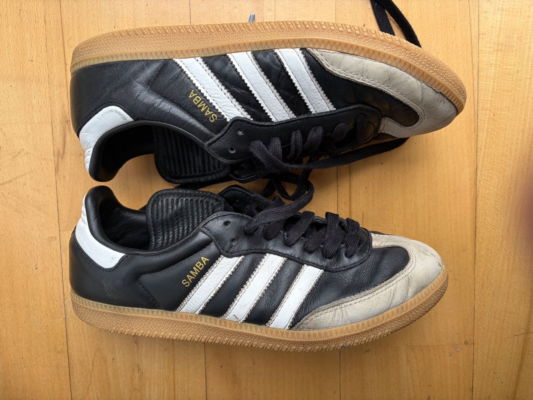 Adidas Chaussures femmes: Adidas Samba Gr.41 1/3 gebraucht – D'occasion à Dübendorf par bar_kn66 2