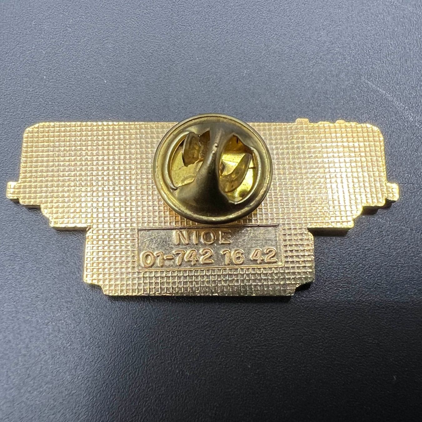 Broschen & Nadeln: Présidentielle Pin – Gebraucht aus Häusernmoos von Schmuckchratli 1