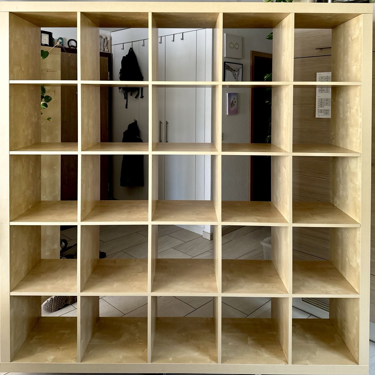 Scaffali: Étagère Kallax Ikea 5x5 – Usato da Gilly venduto da otiik