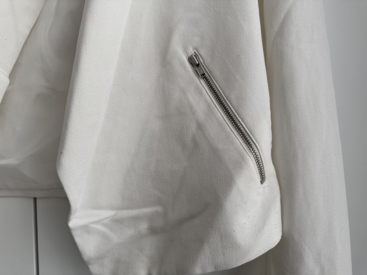 H&M Bolero: Dünner Blazer in Cremeweiss Gr. 36 – Usato da Regensdorf venduto da angie2810 3
