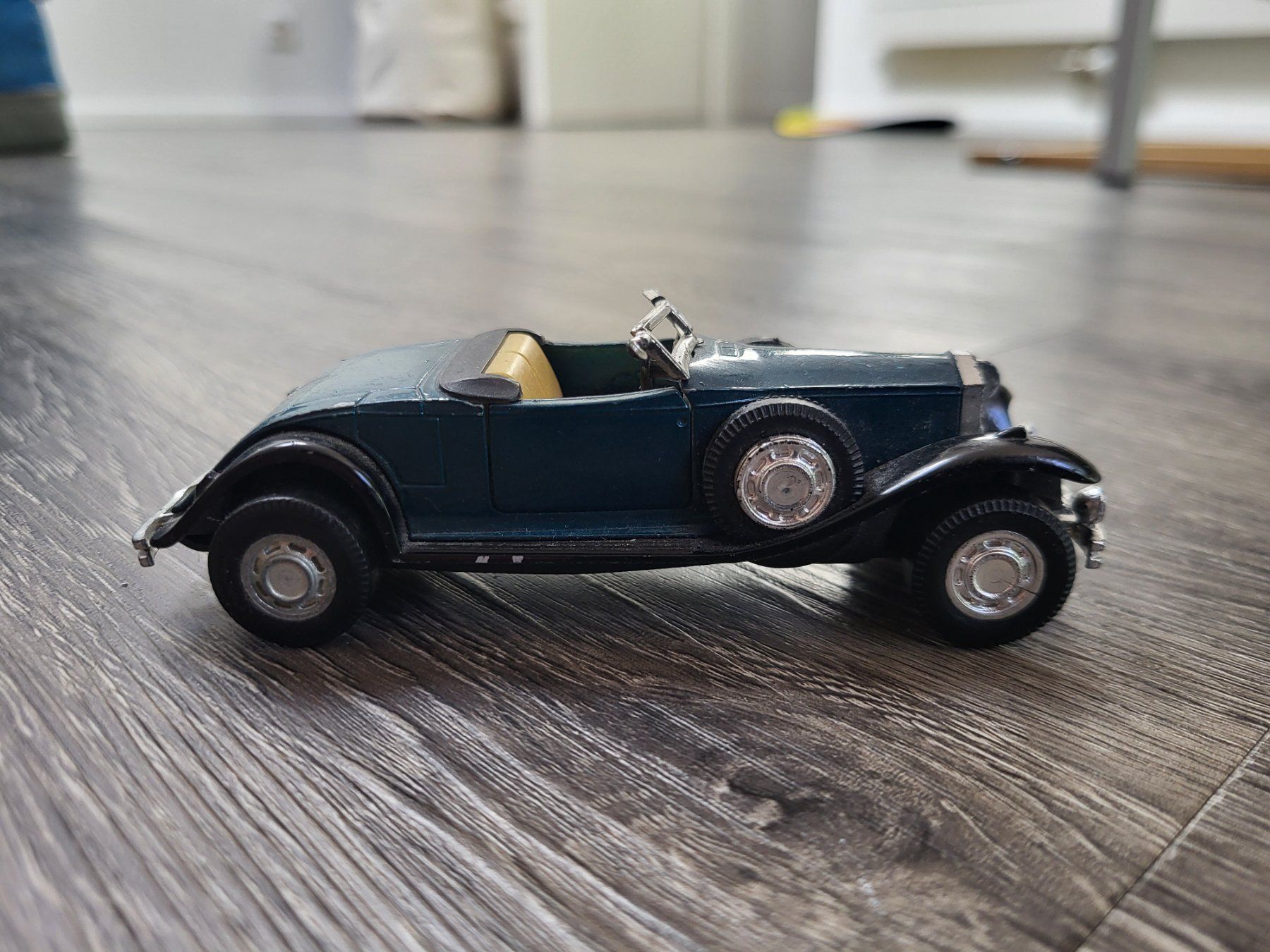 Modellini d'auto: Petite voiture – Usato da Gampelen venduto da cli_2thg 1